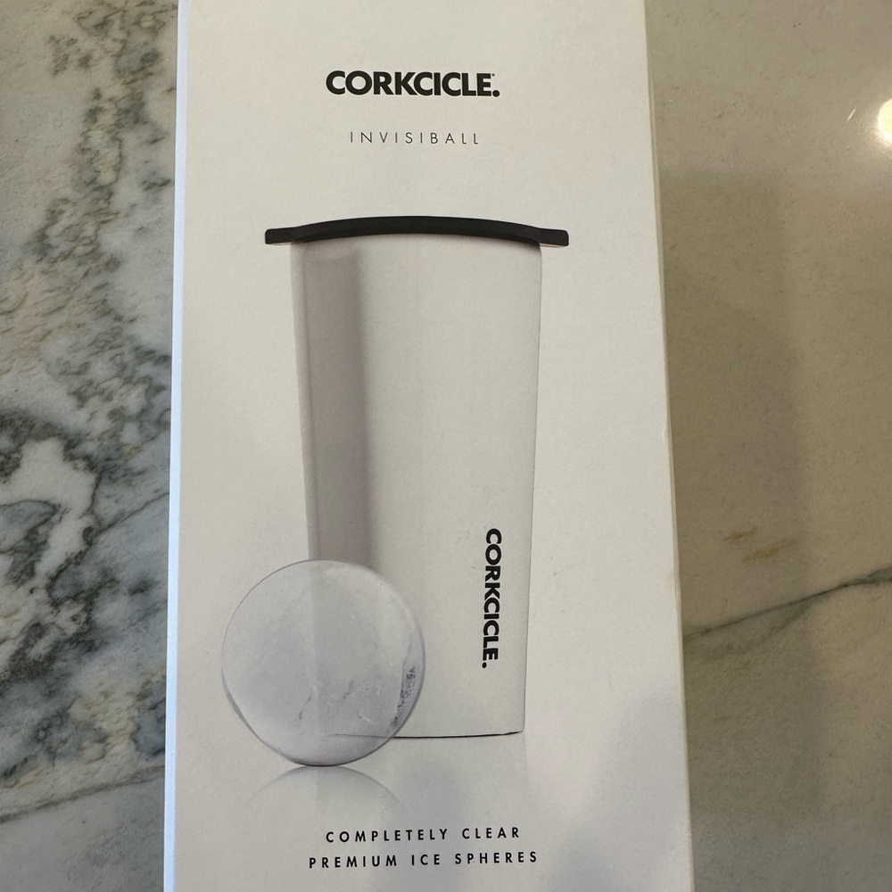 BNWT CORKCICLE INVISIBALL completely clear premium ice spheres